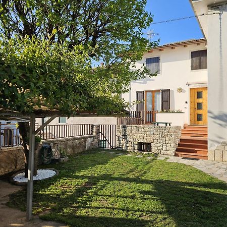 卡普里诺韦罗内塞Casa Dell'Alpino别墅 外观 照片