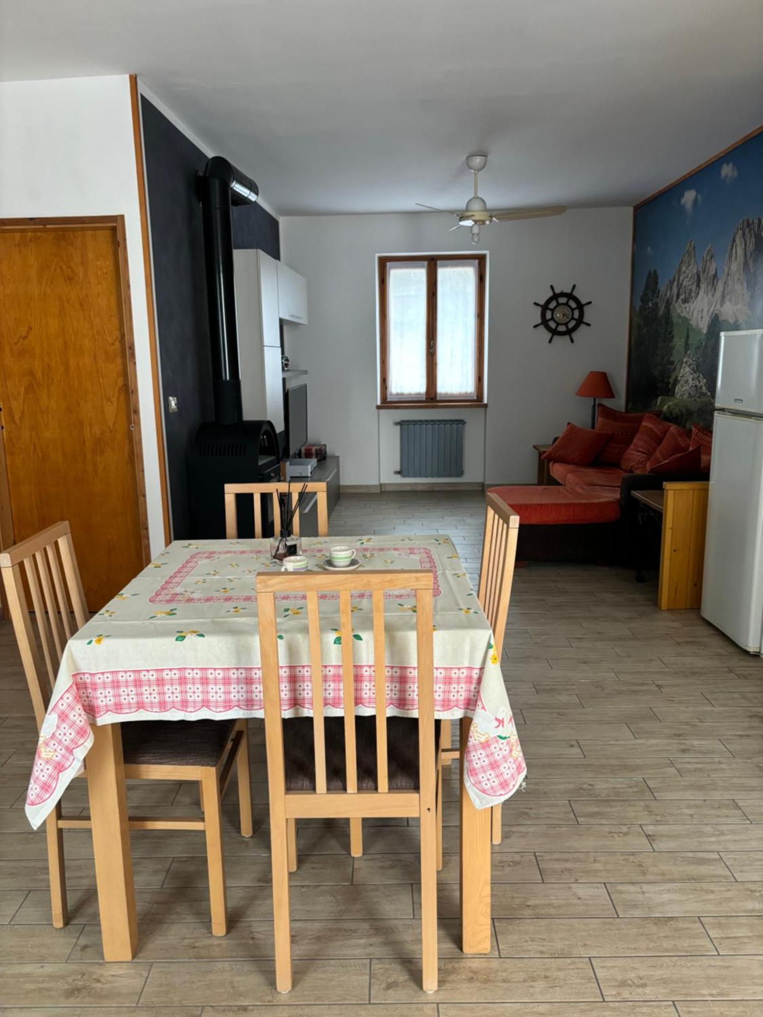 卡普里诺韦罗内塞Casa Dell'Alpino别墅 外观 照片
